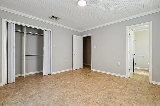 4 bed, 2.0 bath, 1300 sqft, $2,000 — Photo 3