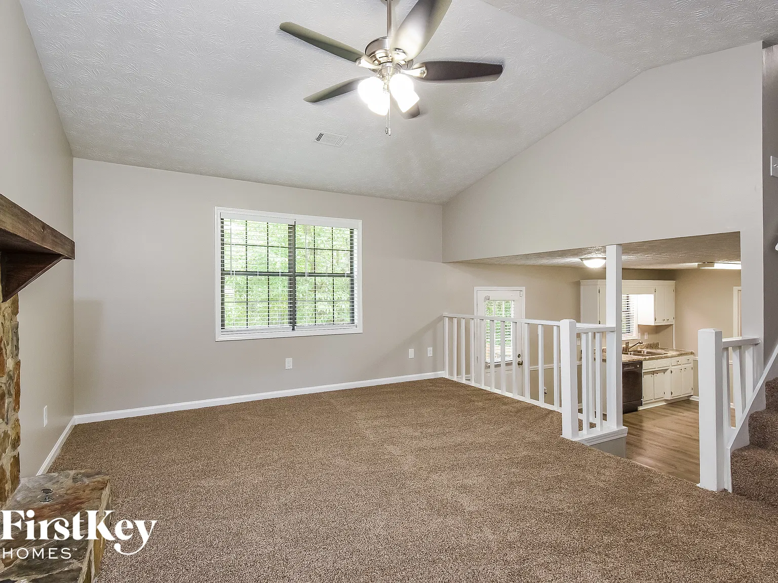 3 bed, 2.0 bath, 1590 sqft, $2,450 — Photo 4