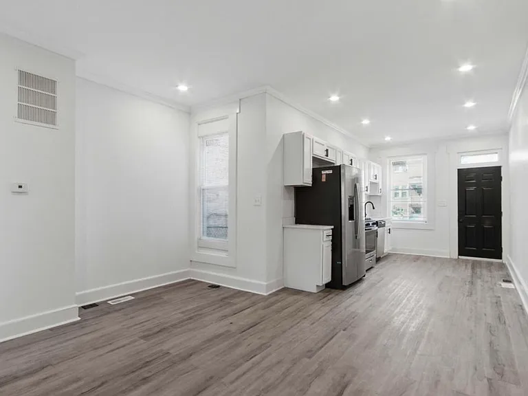 2582 Edmondson Ave — Photo 7