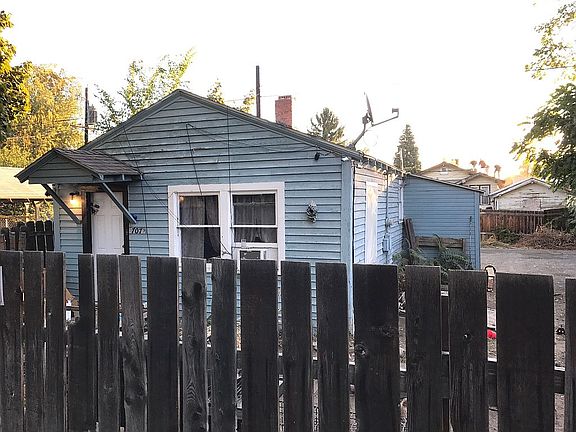 3rd image of 707 S 12th Ave