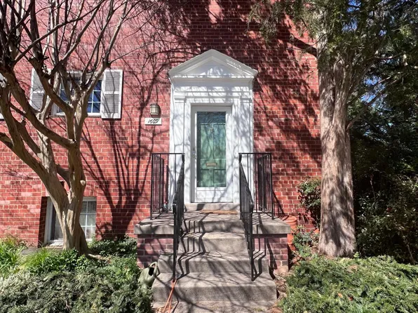 1609 Ripon Pl, Alexandria, VA 22302