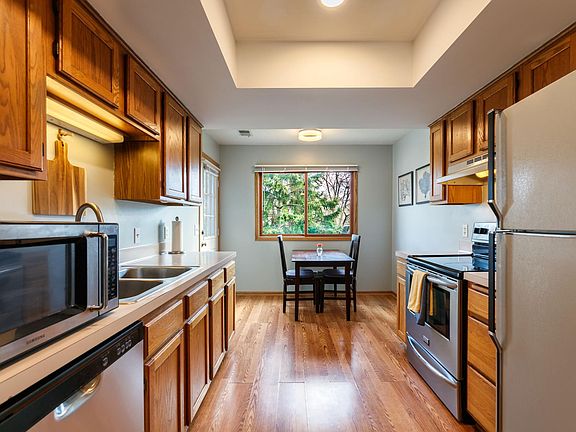 3rd image of 6247 Magda Dr #6247