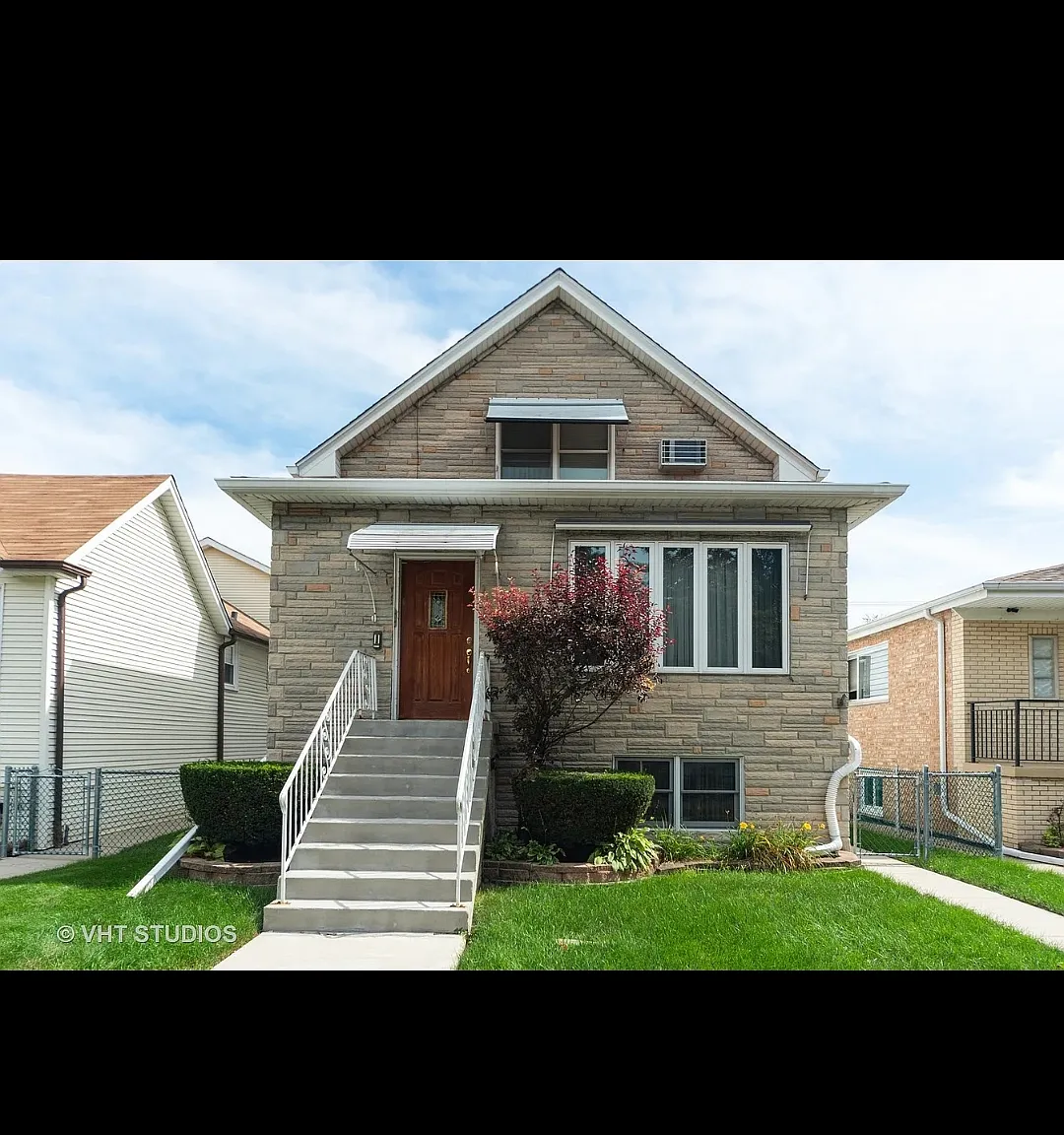 4225 N Melvina Ave — Photo 1