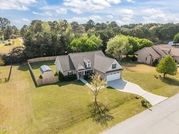 111 Edmund Dr, Angier, NC 27501