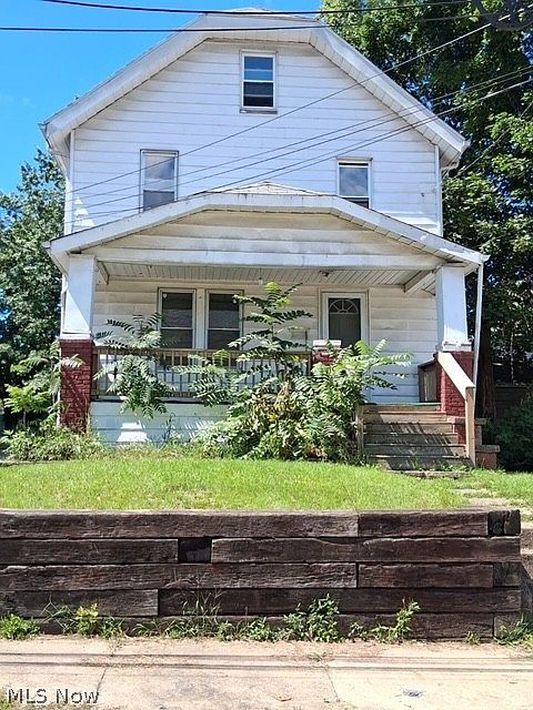 1st image of 106 Shaker Dr