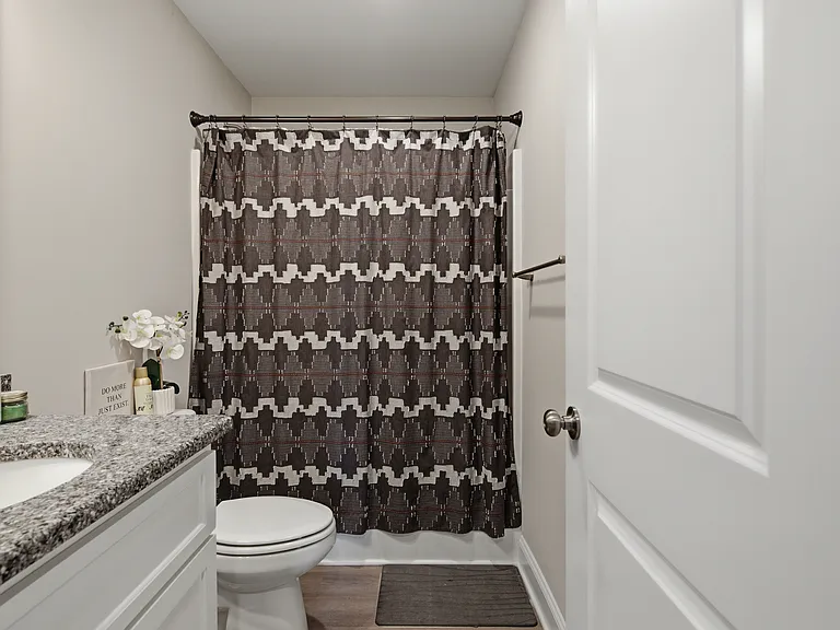 21 Vail Ct — Photo 37