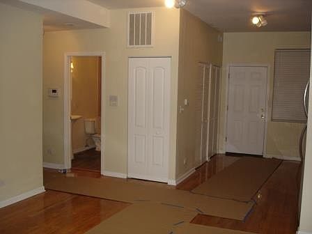 Kitchen & Living room
