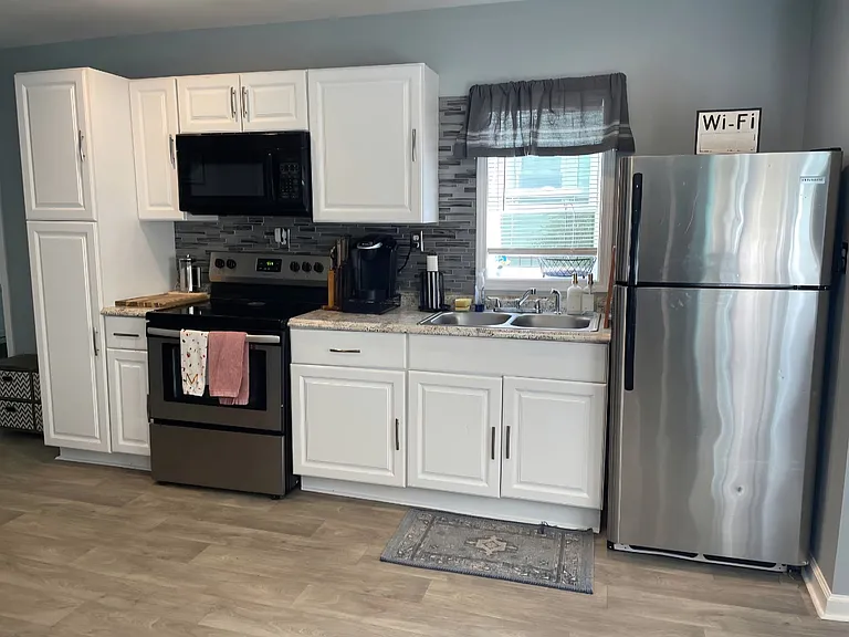 2701 Hood Ave NW — Photo 4