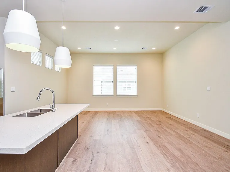2307 Warhol Way — Photo 13