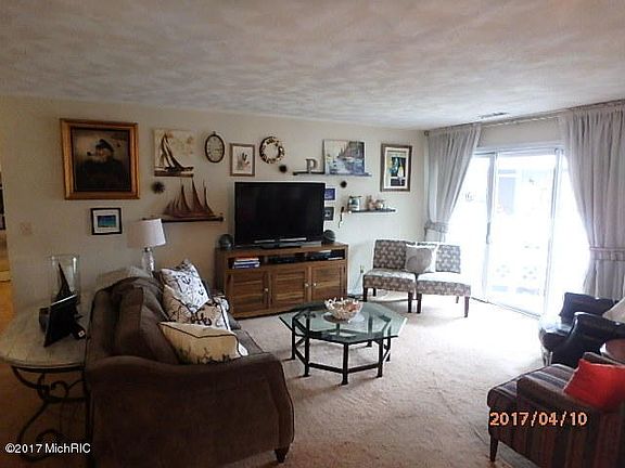 5th image of 355 Columbia Ave W APT 203