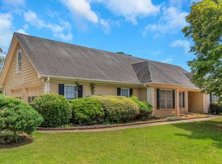 35 Trotters Ct, Covington, GA 30016