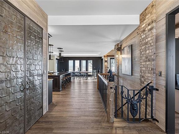 4th image of 515 Sandy Bay Rd