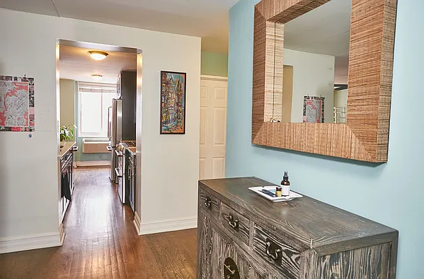 Rented by Prime Realty | media 10