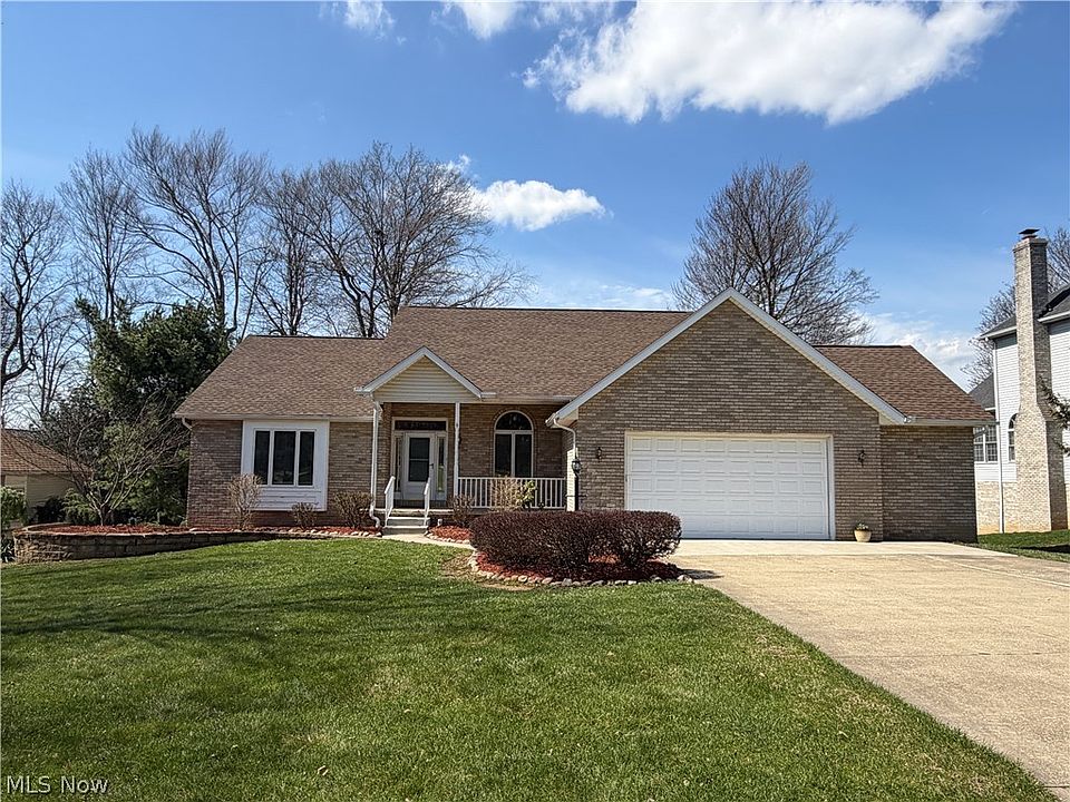 1st image of 866 Lawrence Dr