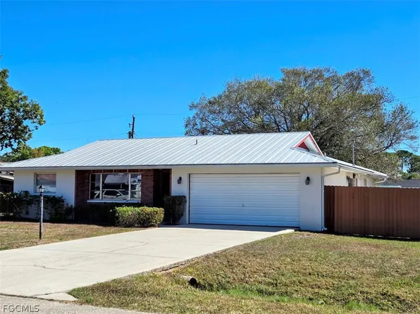 17070 Wayzata Ct, North Fort Myers, FL 33917