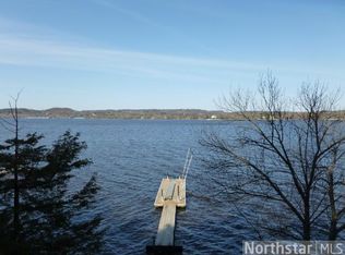 334 N Cove Rd, Hudson, WI 54016