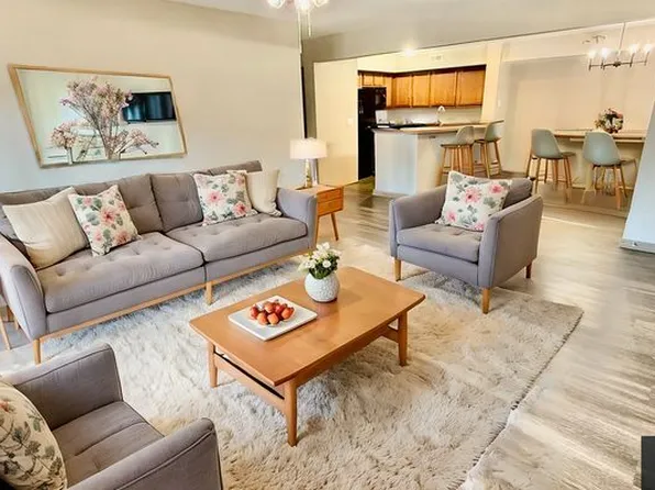 1070 University Dr #6, Edwardsville, IL 62025