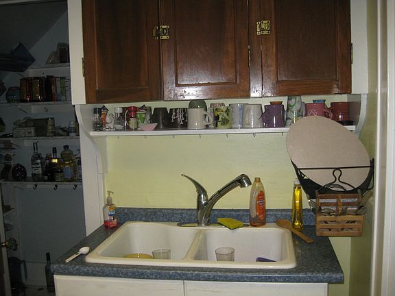 5th image of 29 Harper St #29