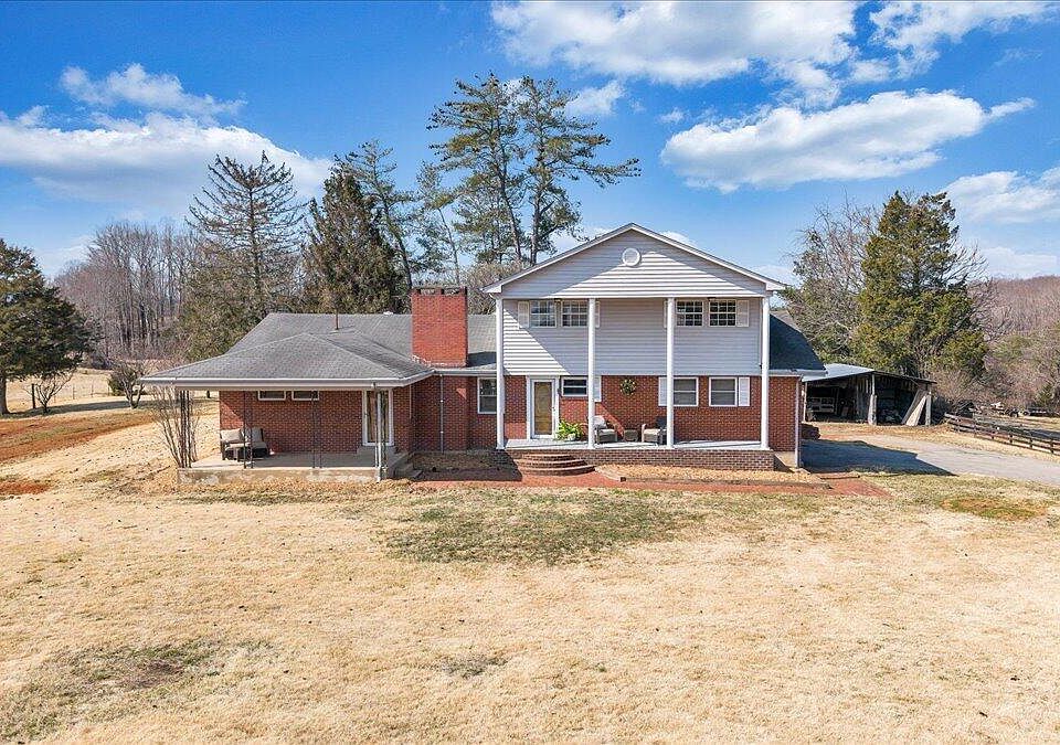 1st image of 2555 Morgans Mill Rd