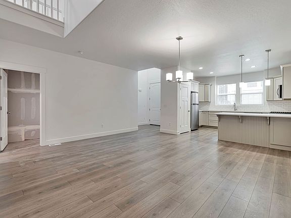 5th image of 4319 W Silver Peak Ln