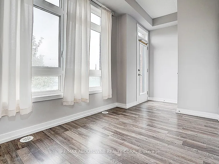 52 Saintfield Dr — Photo 21