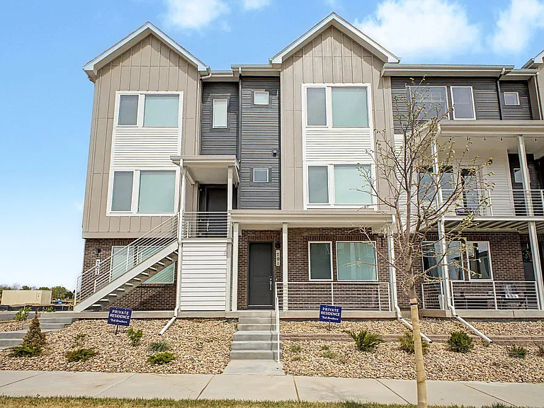 707 Saddle Dr — Photo 16