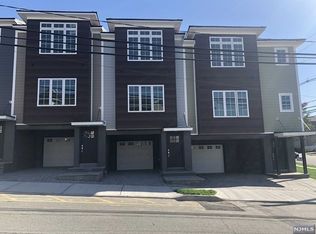 417 E Central Blvd #D, Palisades Park, NJ 07650
