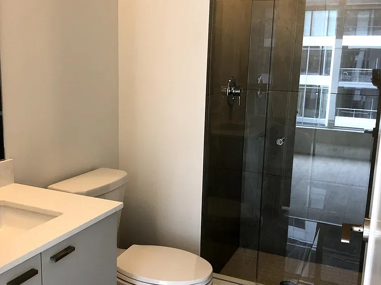 27 Bathurst St #1214W — Photo 4