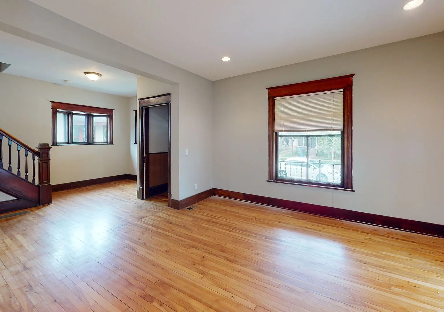 4-Bedroom House Close to U of M Campus — Photo 2