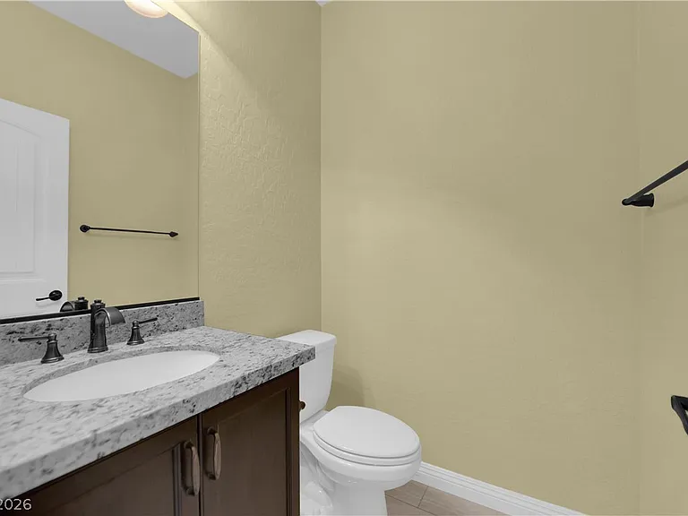 608 Highland Bluff Way — Photo 7