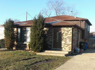 8436 S 79th Ave, Justice, IL 60458