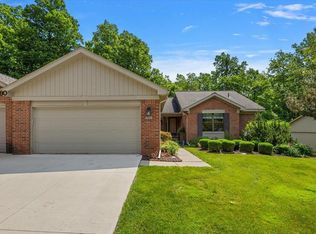 7214 Westchester Rd, West Bloomfield, MI 48322