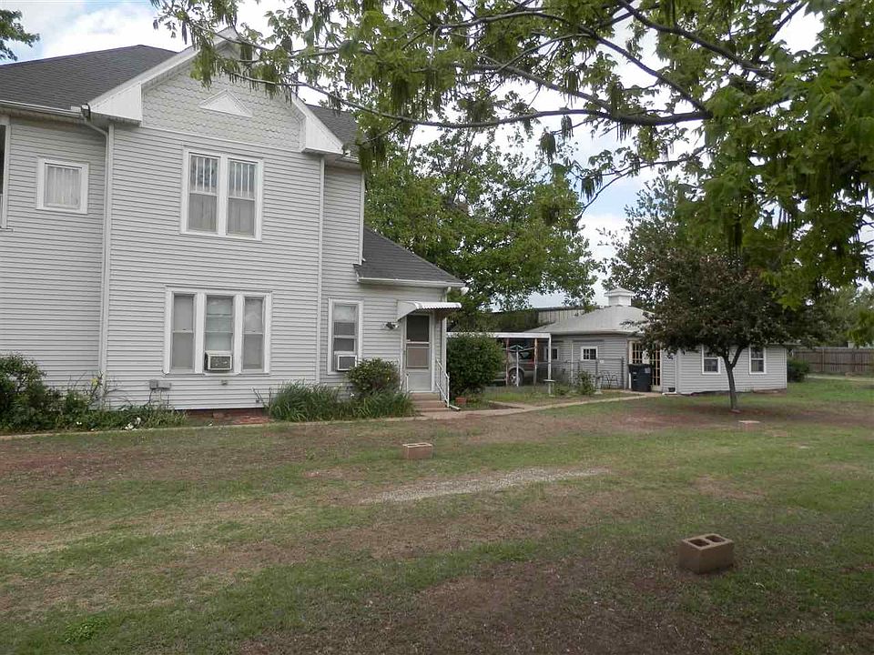 1st image of 364 E Ash Ave