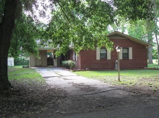 920 E Lynne Cir, Greenville, MS 38703