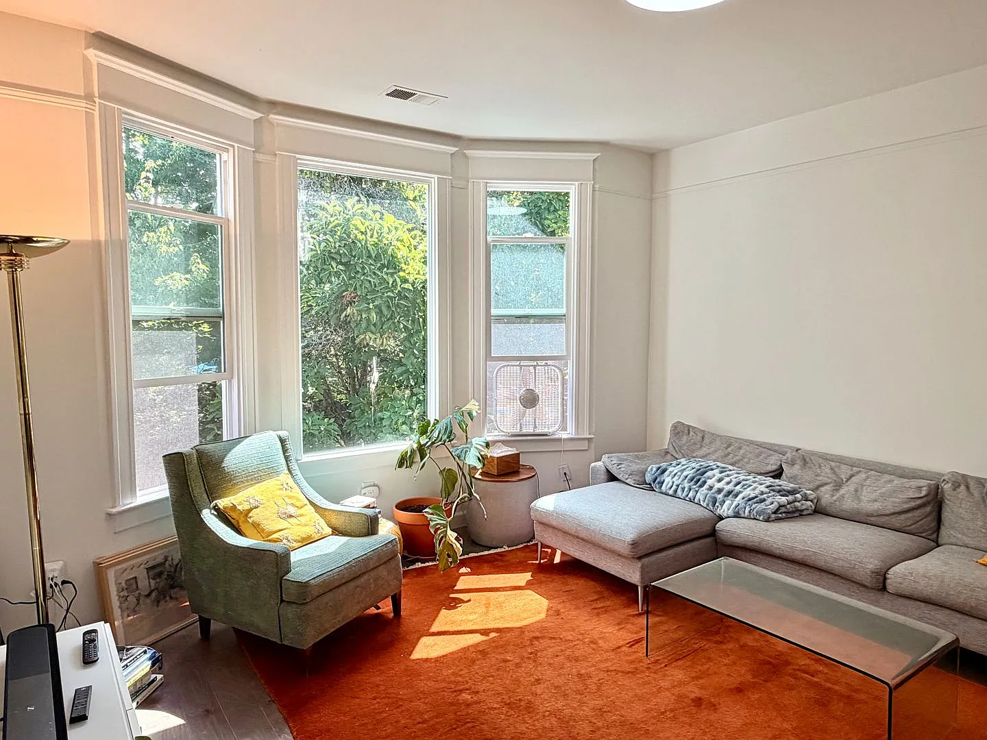 Black Horse 17th Triplex — Photo 3