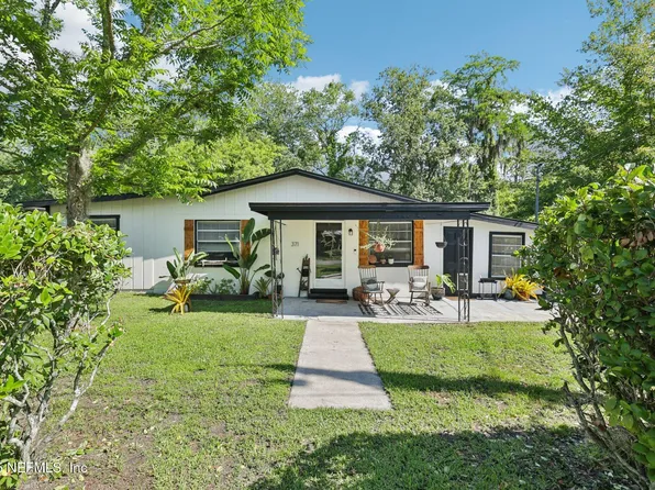 371 FLORIDA Avenue E, Macclenny, FL 32063