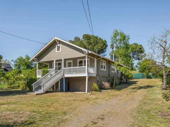 1100 S Cloverdale Boulevard, Cloverdale, CA 95425