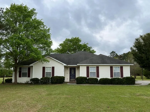 342 Forest Hills Dr, Douglas, GA 31535