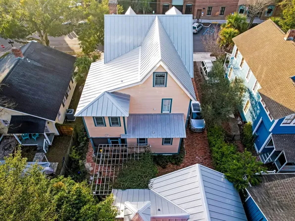 22 N 4th St, Fernandina Beach, FL 32034