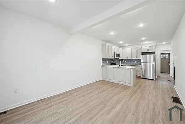 2553 S Dewey St #1 — Photo 5