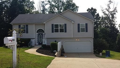 2nd image of 305 Christian Ln