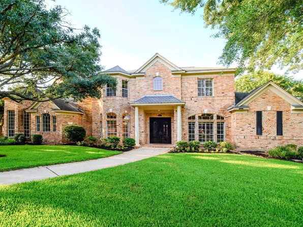 60 Champion Villa Dr, Houston, TX 77069