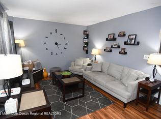 200 Greenwood Loop Rd, Brick, NJ 08724