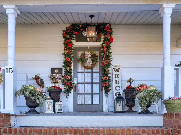 15 S Greenwood Ave, Ware Shoals, SC 29692