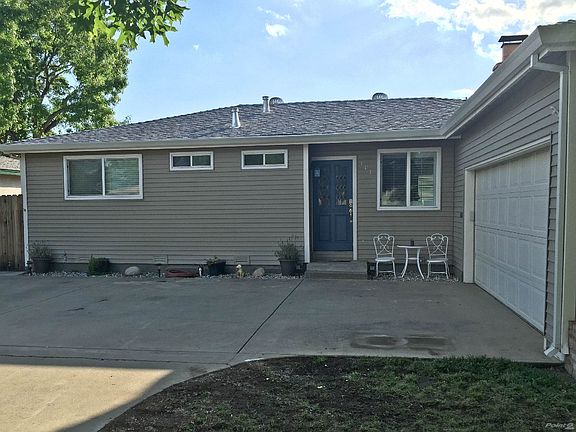 3 Bedrooms - 2 Bathrooms - 1,155 SF
