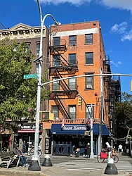 Rented by Jonis Realty