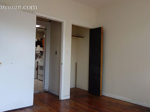 4th image of 90 Vanderbilt Ave APT 4