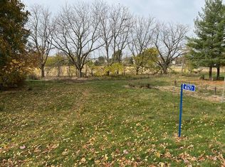 N1677 Carlin Rd, Fort Atkinson, WI 53538