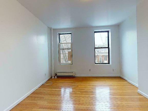 2nd image of 49 Clinton St APT 11