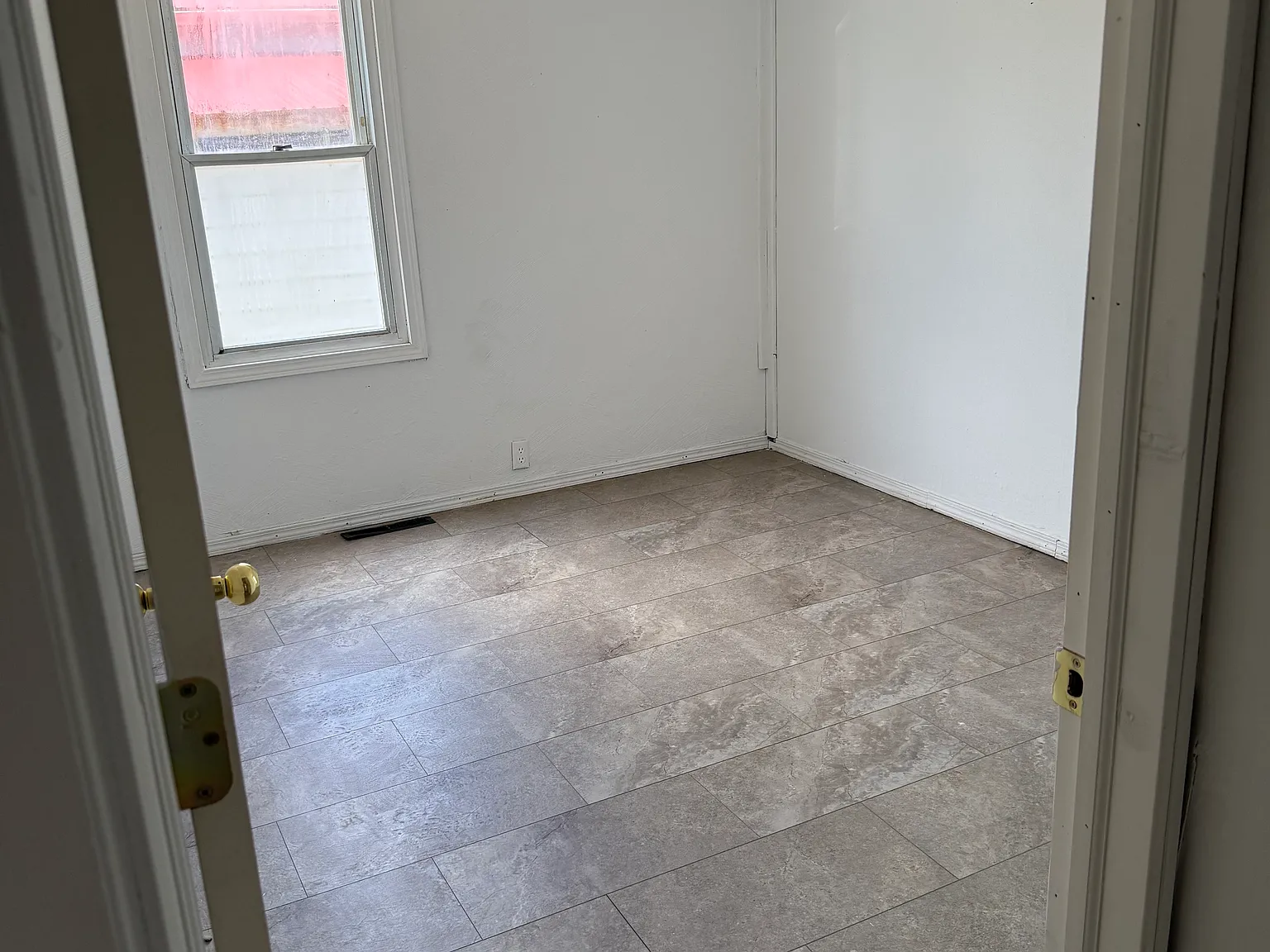 2 bed, 640 sqft, $800 — Photo 4